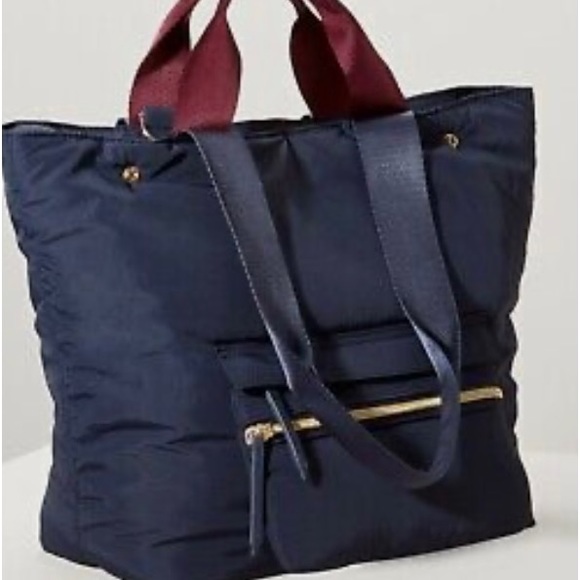Stella & Dot Handbags - Stella Dot Zip It Convertible Bag New in original packaging- Navy